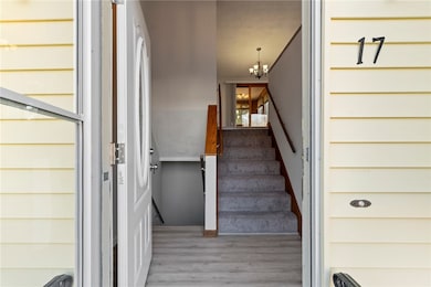 17 Deirdra Ct, Warwick, RI 02889 - photo 4