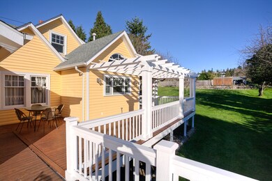810 9th Ave N, Edmonds, WA 98020 - photo 4