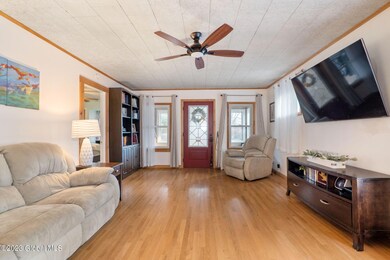 6-web-or-mls-2548SecondAve_06