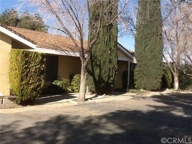 16556 Warwick St, Victorville, CA 92395 - photo 3