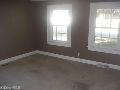 338 Rich Ave, Asheboro, NC 27203 - photo 5