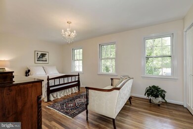 3521 Hamlet Place, Chevy Chase, MD 20815 - photo 7