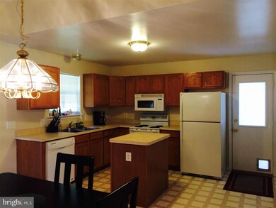 2050 Oliver Dr, Prince Frederick, MD 20678 - photo 5