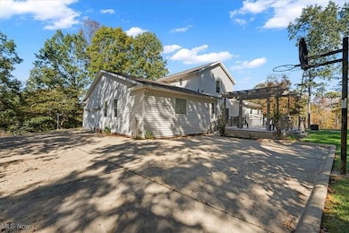 545 Lewis Pointe Dr, Vincent, OH 45784 - photo 3