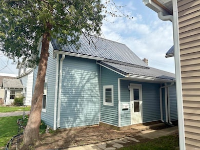 210 W Jay St, Dunkirk, IN 47336 - photo 5