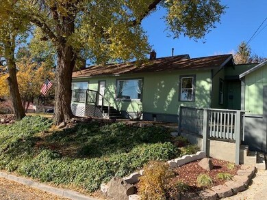 1902 Academy Ave, Klamath Falls, OR 97601 - photo 2