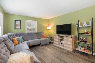 18689 W Spring Lake Rd, Spring Lake, MI 49456 - photo 5