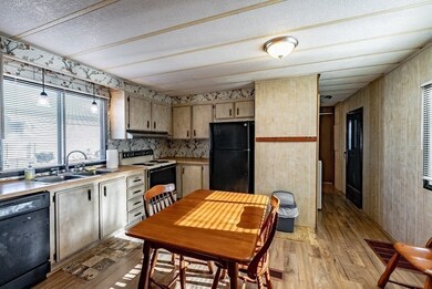 23 4th Ave, Westfield, MA 01085 - photo 5