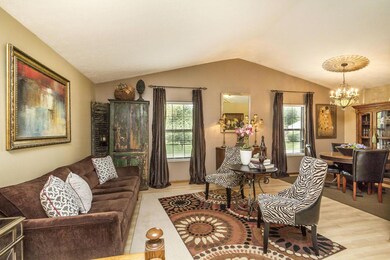 Great room 1 6878
