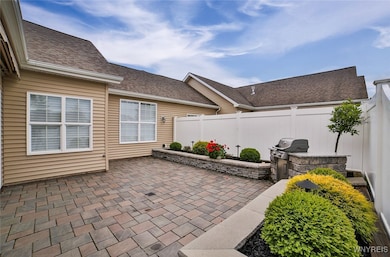  Patio, Pavers, Stone Landscape Wall, Retractable