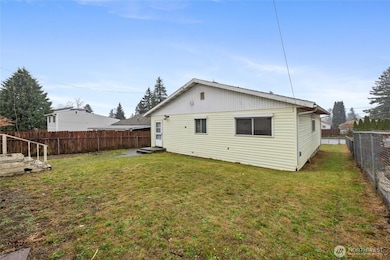 8815 S Yakima Ave, Tacoma, WA 98444 - photo 4