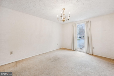 8551 Calypso Ln, Gaithersburg, MD 20879 - photo 7