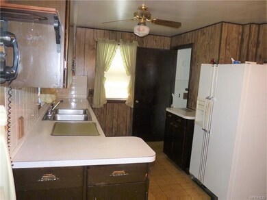 1543 Moll St, North Tonawanda, NY 14120 - photo 6