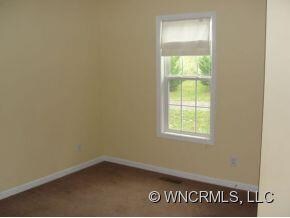 40 Old Parham Rd, Asheville, NC 28806 - photo 6