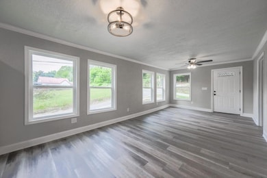 11 Cloverhurst Dr