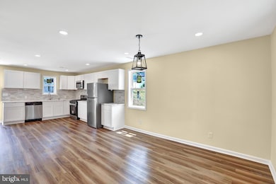 840 Parkside Ave, Trenton, NJ 08618 - photo 6