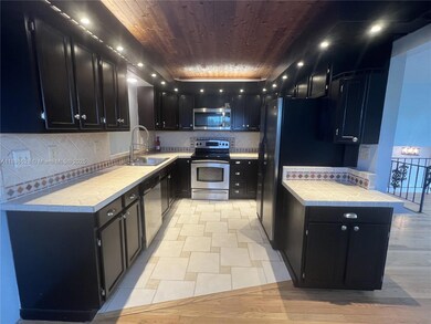 141 NW 72nd Way unit 1, Hollywood, FL 33024 - photo 3