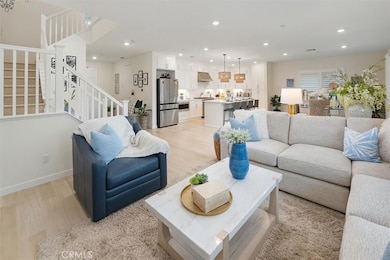 20912 Silvergate Way, Santa Clarita, CA 91321 - photo 7