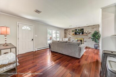 78 Locust St, Cliffwood, NJ 07721 - photo 4