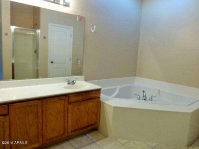 escondido master bath