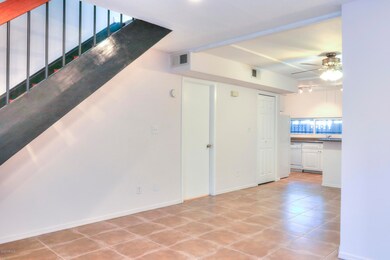 2946 N 14th St unit 15, Phoenix, AZ 85014 - photo 6