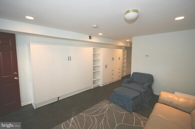 1010 F St NE, Washington, DC 20002 - photo 5