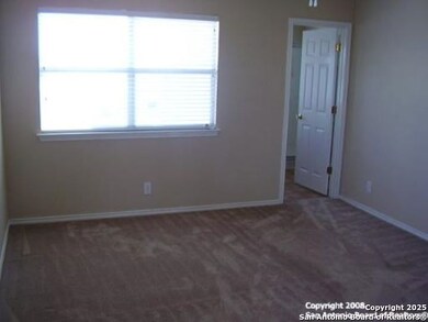 10602 Tiger Horse Cove, San Antonio, TX 78254 - photo 4