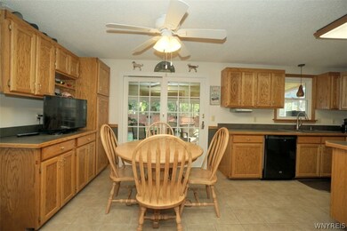 381 Wurlitzer Dr, North Tonawanda, NY 14120 - photo 7