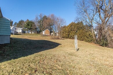 40 Hickory Rd, Leominster, MA 01453 - photo 4