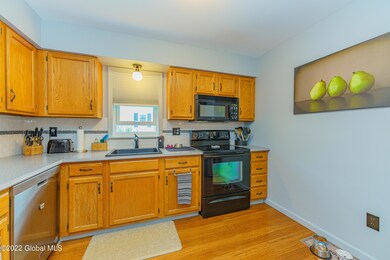 2 Kitchen 2