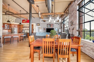 491 Dutton St unit 411, Lowell, MA 01854 - photo 4