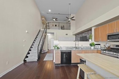 Union Square At Broadway unit 3617, San Diego, CA 92101 - photo 2