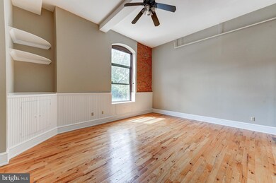 219 Krams Ave unit B3, Philadelphia, PA 19127 - photo 3