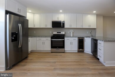 1318 Edgehill Rd, Darby, PA 19023 - photo 6