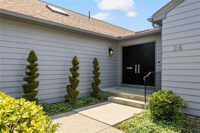 25 Old Tannery Rd, Providence, RI 02906 - photo 2