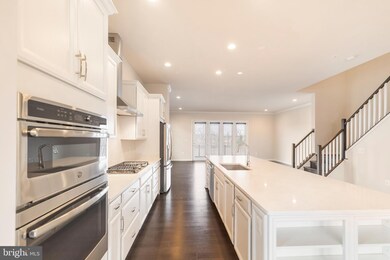 23569 Hopewell Manor Terrace, Ashburn, VA 20148 - photo 6