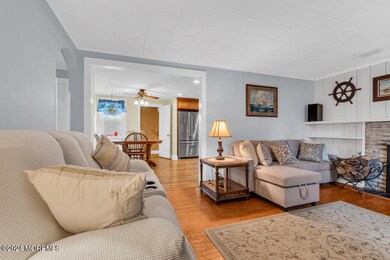 117 W Highland Ave, Atlantic Highlands, NJ 07716 - photo 6