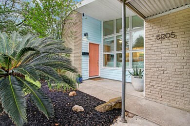 5205 De Lange Ln, Houston, TX 77092 - photo 2