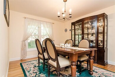 1170 Chestnut St, Newton Upper Falls, MA 02464 - photo 3