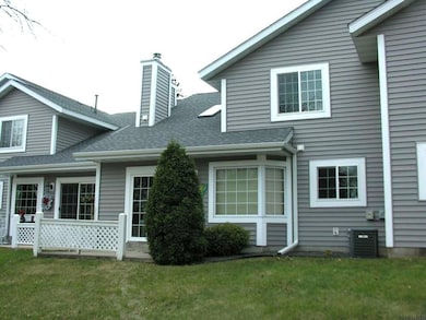 2819 Riverwood Ln NW, Rochester, MN 55901 - photo 3