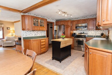 9 Edgemont Ave, Burlington, MA 01803 - photo 6