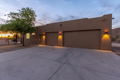 3-Car Garage