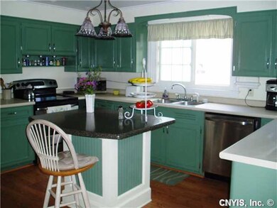 Kitchen. Plenty of cabinet and counter space in th