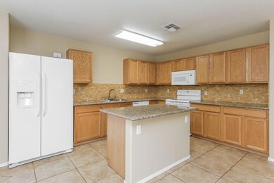 da932601-40ca-4ec7-865e-921b2f2f2ec2-w_1