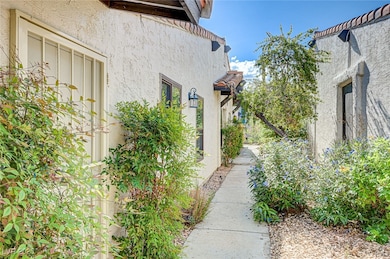 2475 Swan Ln, Las Vegas, NV 89121 - photo 2