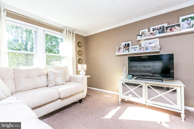 222 Compass Rd, Essex, MD 21221 - photo 4