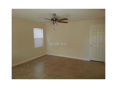 10021 Yellow Canary Ave, Las Vegas, NV 89117 - photo 6