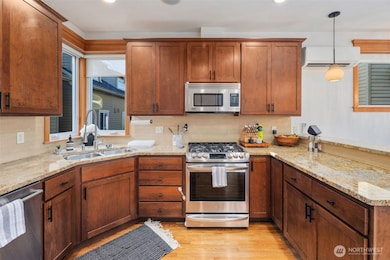 1609 California Ave SW unit A, Seattle, WA 98116 - photo 6