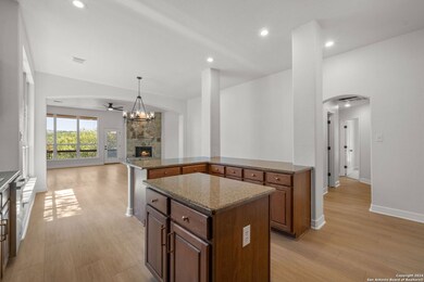 3139 Highline Trail, San Antonio, TX 78261 - photo 5