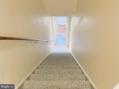 1206 N Caroline St unit 2, Baltimore, MD 21213 - photo 3